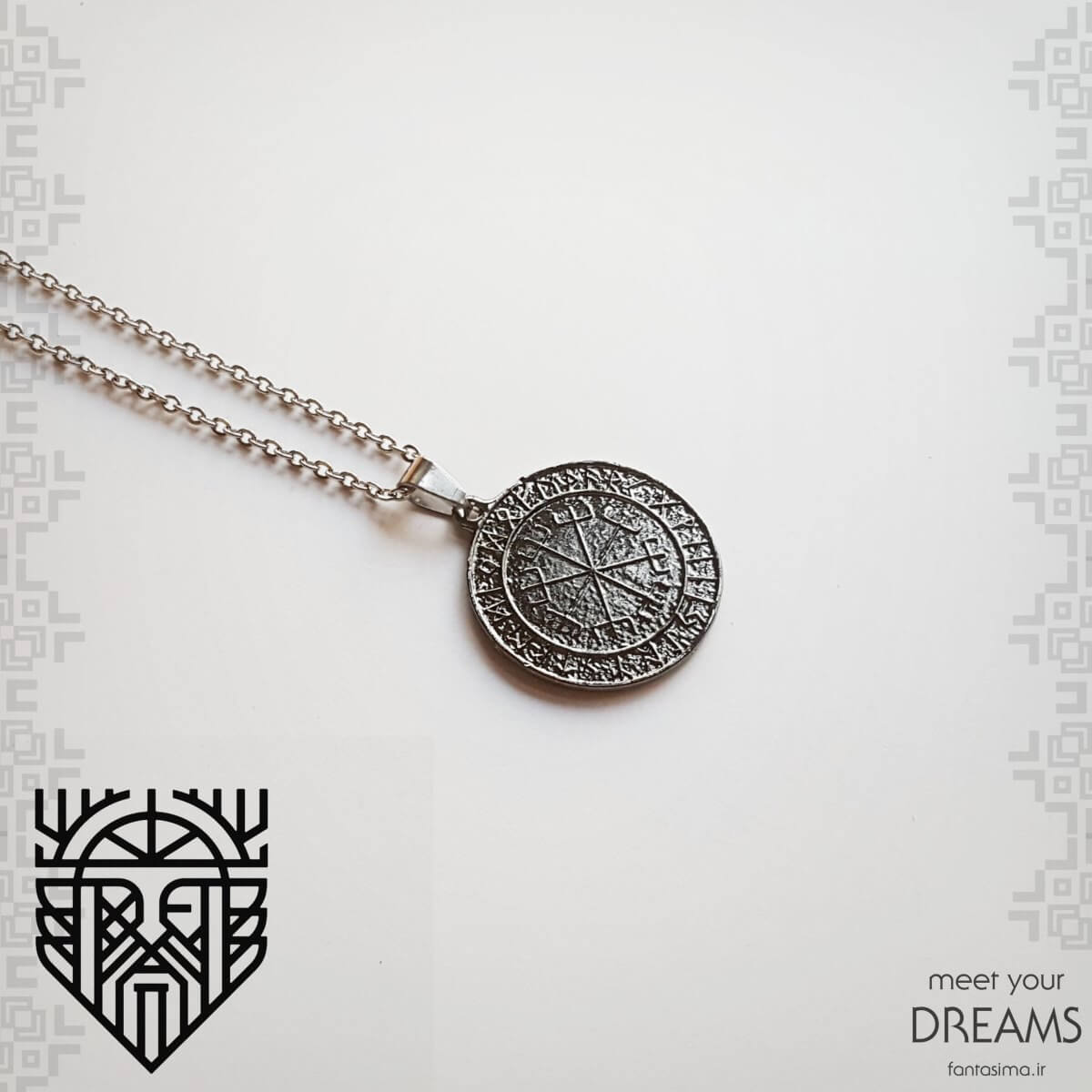 گردنبند گلدرستیفر